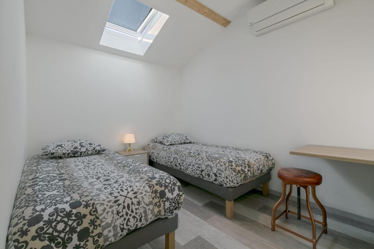 Unsejourametz-Fr Meubles Ossons Du T2 Au T4 Avec Parking, Apartment Exterior photo